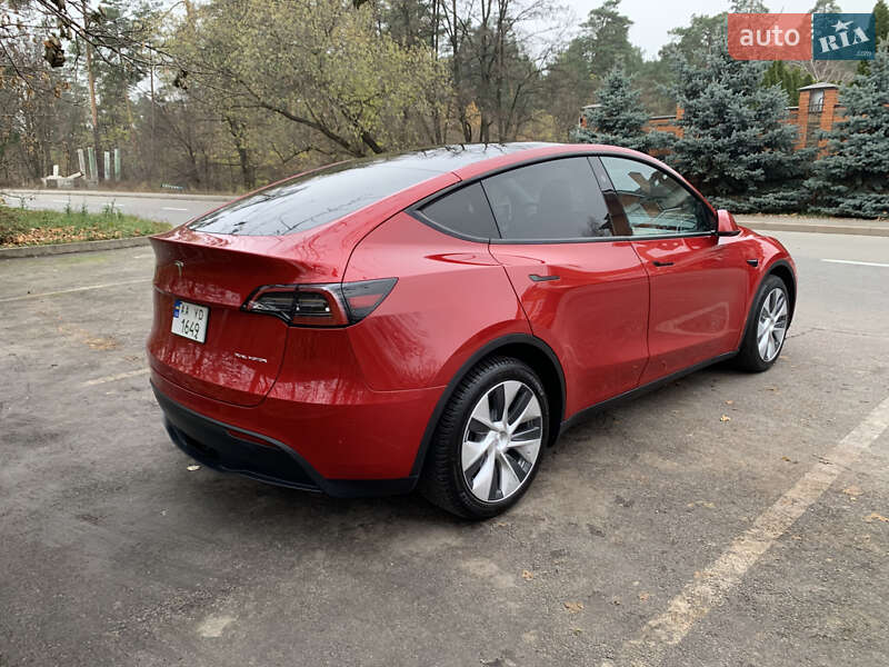Позашляховик / Кросовер Tesla Model Y 2023 в Києві