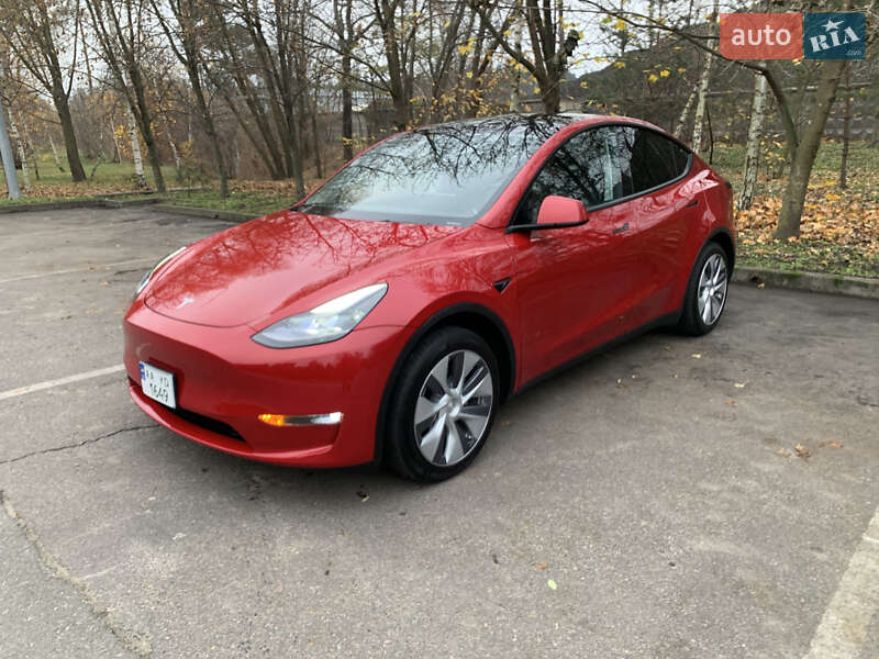 Позашляховик / Кросовер Tesla Model Y 2023 в Києві