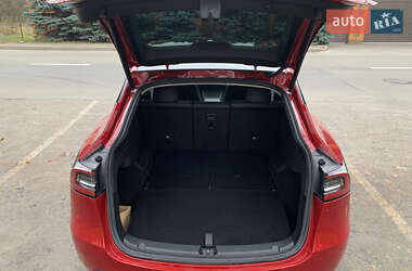 Внедорожник / Кроссовер Tesla Model Y 2023 в Киеве