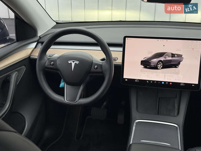 Внедорожник / Кроссовер Tesla Model Y 2023 в Черновцах