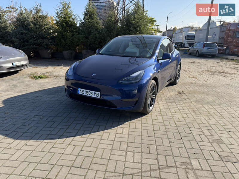 Позашляховик / Кросовер Tesla Model Y 2024 в Дніпрі фото Позашляховик / Кросовер Tesla Model Y 2024 в Дніпрі