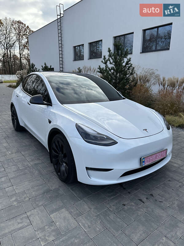 Tesla Model Y 2023 Tesla Model Y 2023