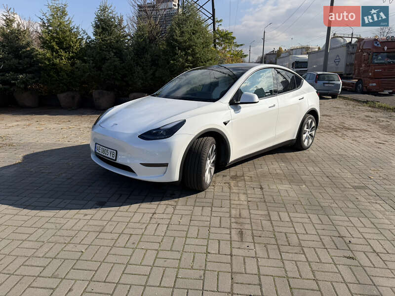 Внедорожник / Кроссовер Tesla Model Y 2024 в Днепре