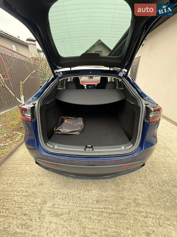 Позашляховик / Кросовер Tesla Model Y 2024 в Бучі