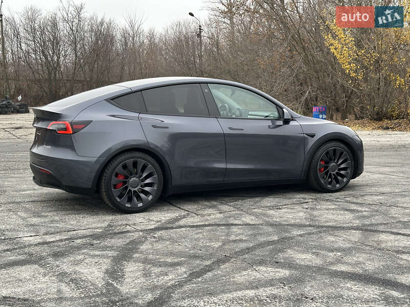 Внедорожник / Кроссовер Tesla Model Y 2021 в Харькове