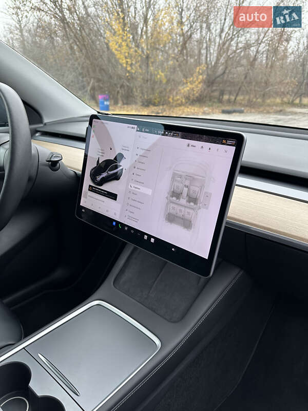 Внедорожник / Кроссовер Tesla Model Y 2021 в Харькове