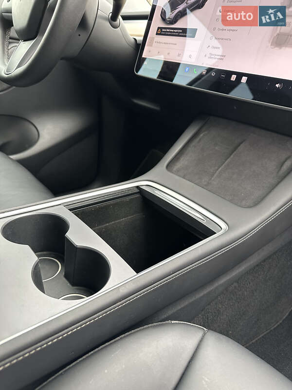 Внедорожник / Кроссовер Tesla Model Y 2021 в Харькове