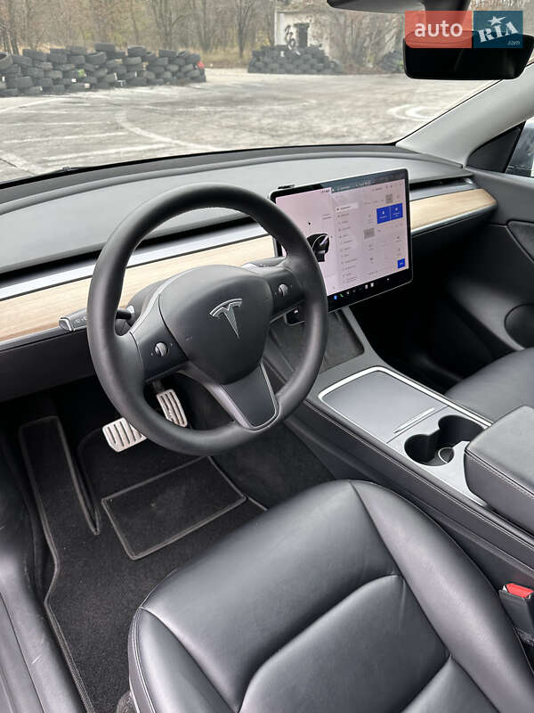 Внедорожник / Кроссовер Tesla Model Y 2021 в Харькове