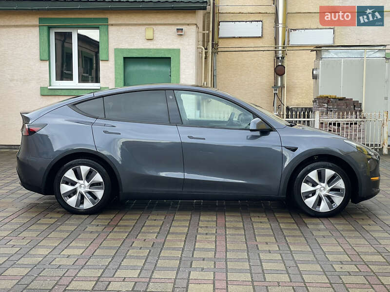 Позашляховик / Кросовер Tesla Model Y 2023 в Стрию фото 27 Позашляховик / Кросовер Tesla Model Y 2023 в Стрию