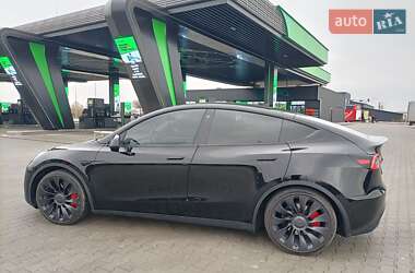 Внедорожник / Кроссовер Tesla Model Y 2022 в Львове
