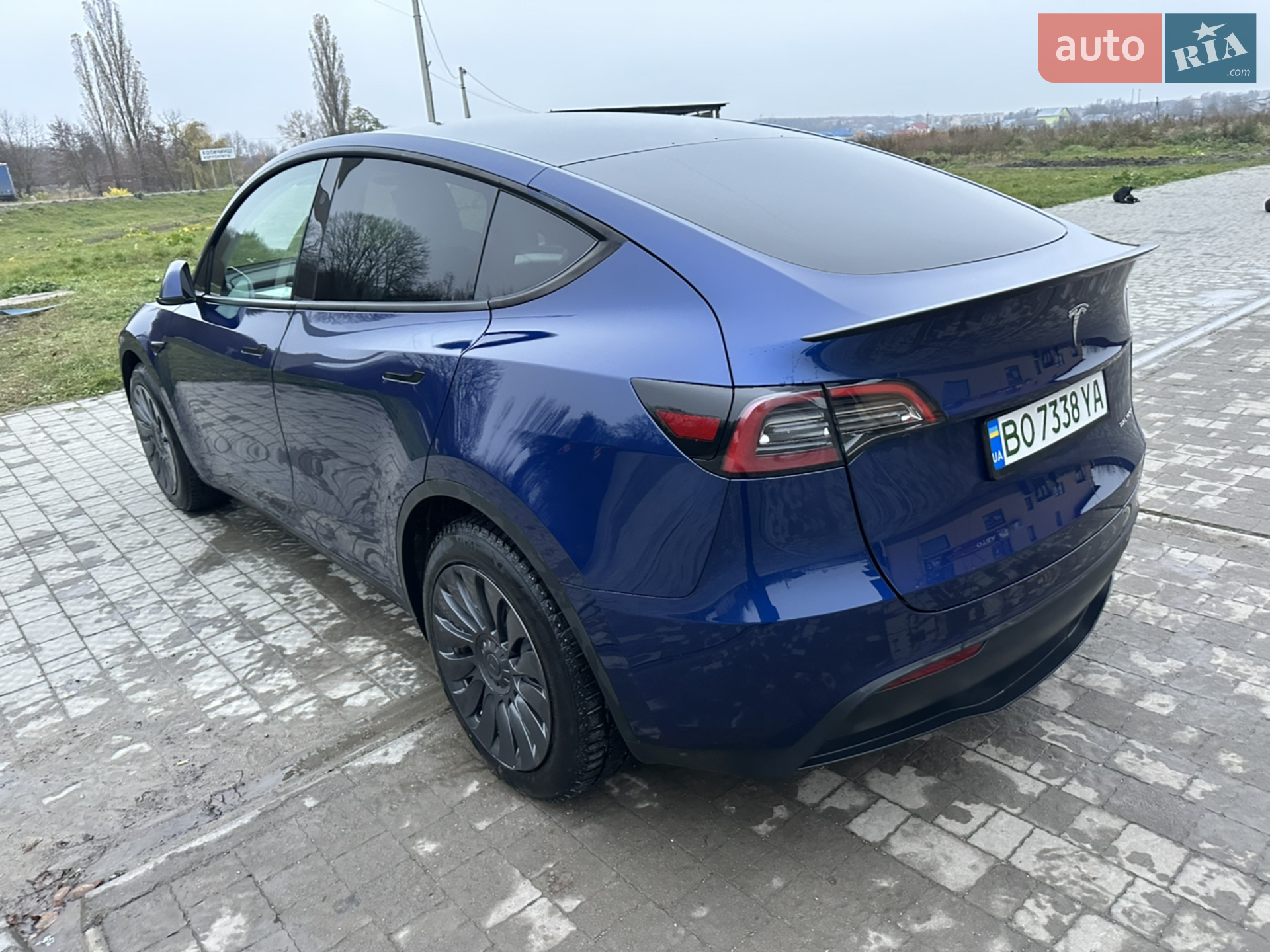 2024 Tesla Model Y - мініатюра 4