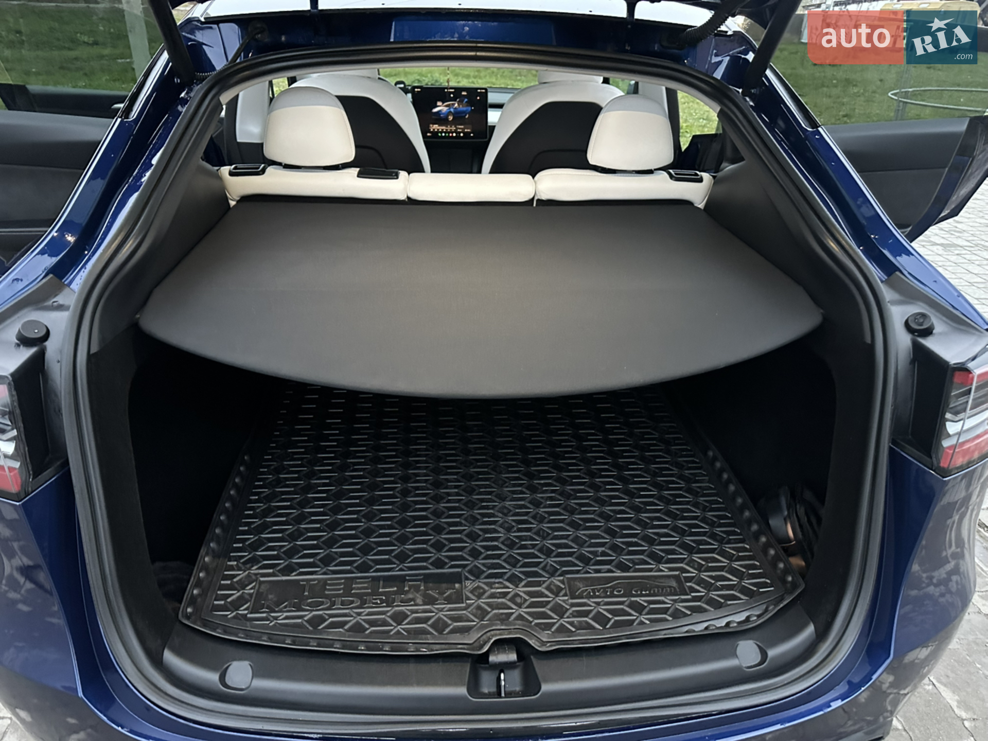 2024 Tesla Model Y - мініатюра 19