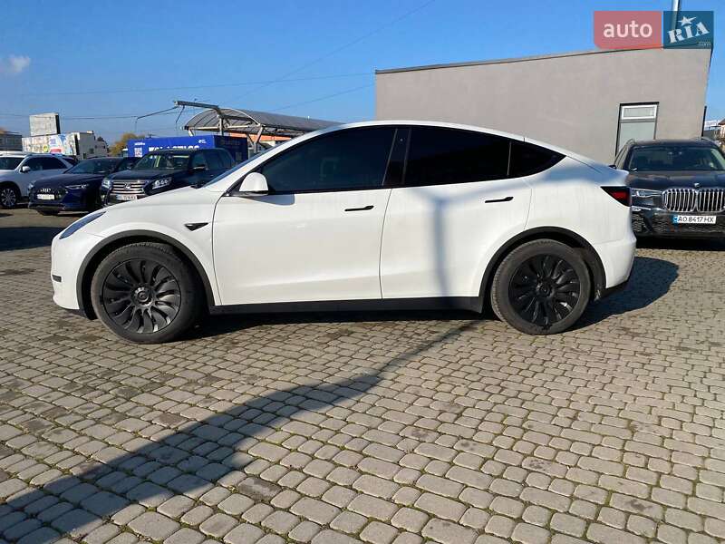 Позашляховик / Кросовер Tesla Model Y 2021 в Львові фото 4 Позашляховик / Кросовер Tesla Model Y 2021 в Львові
