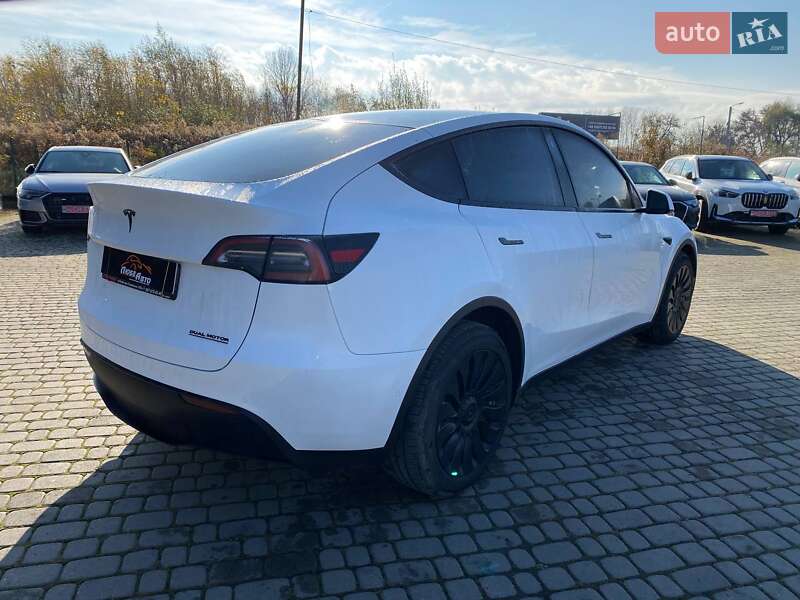 Позашляховик / Кросовер Tesla Model Y 2021 в Львові фото 7 Позашляховик / Кросовер Tesla Model Y 2021 в Львові