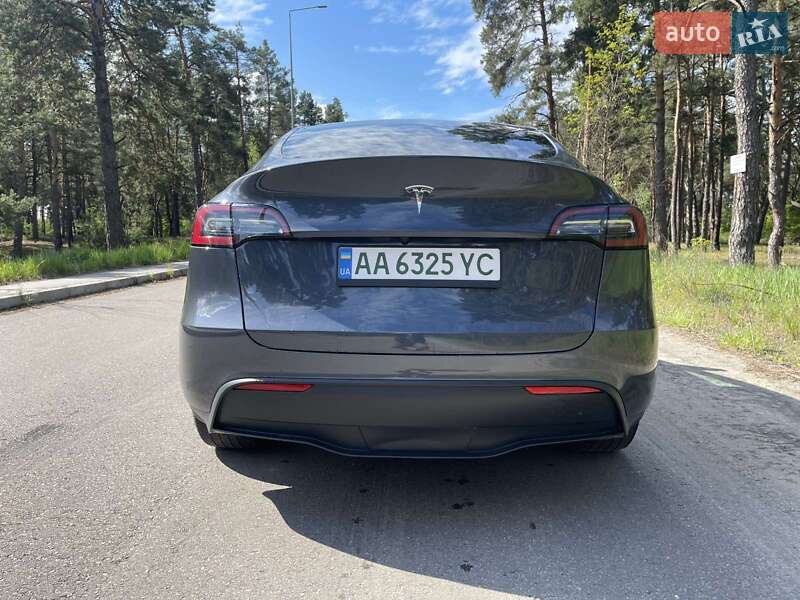 Позашляховик / Кросовер Tesla Model Y 2023 в Києві