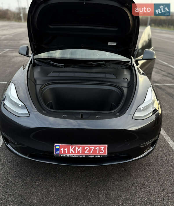 Внедорожник / Кроссовер Tesla Model Y 2024 в Ровно