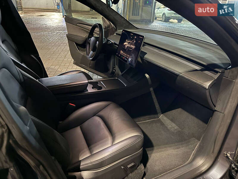 Позашляховик / Кросовер Tesla Model Y 2023 в Києві