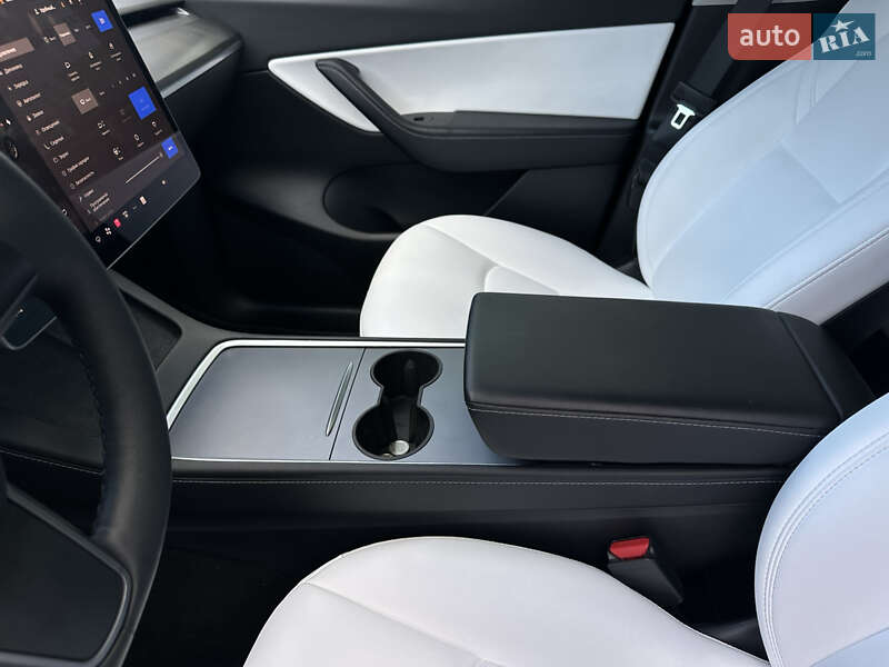 Внедорожник / Кроссовер Tesla Model Y 2022 в Каменском фото 39 Внедорожник / Кроссовер Tesla Model Y 2022 в Каменском