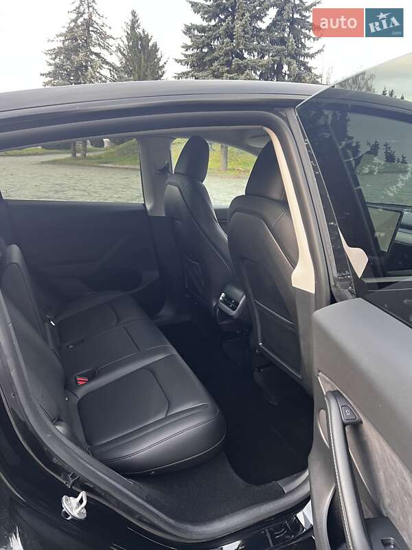 Внедорожник / Кроссовер Tesla Model Y 2023 в Дубно фото 8 Внедорожник / Кроссовер Tesla Model Y 2023 в Дубно