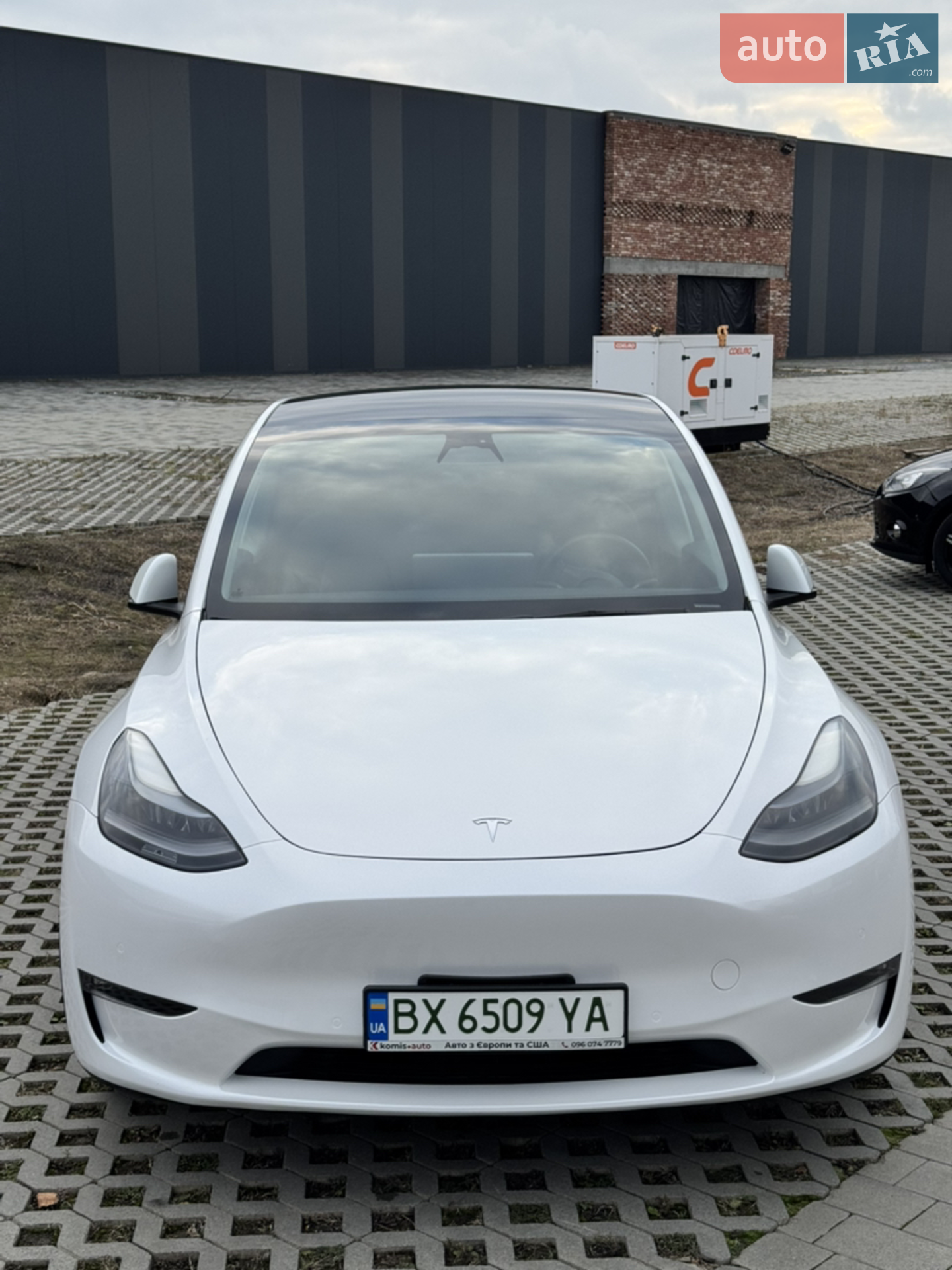 2022 Tesla Model Y - мініатюра 10
