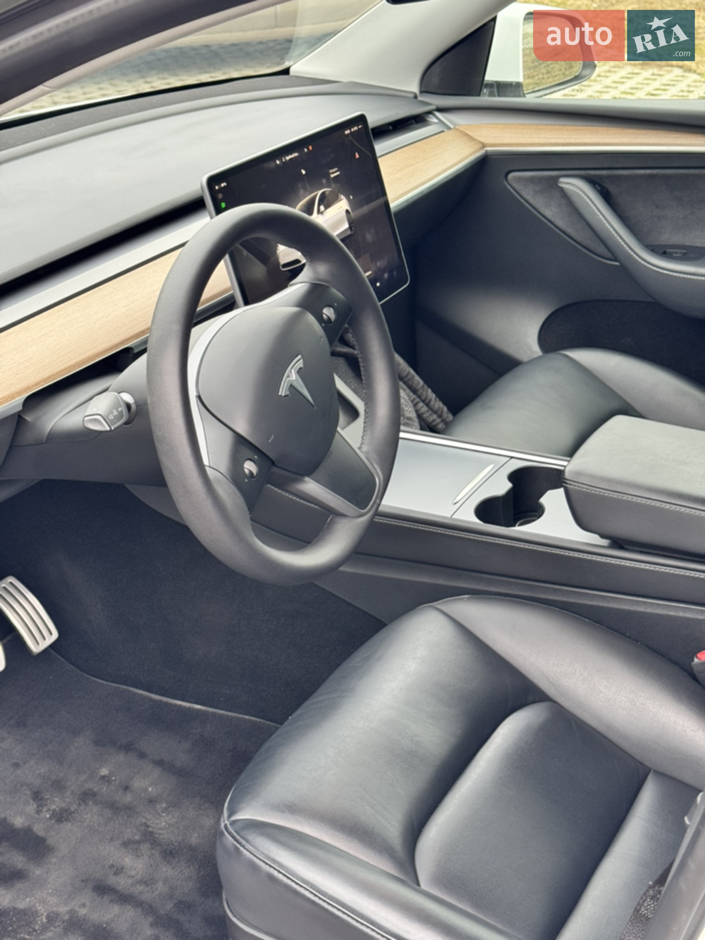 2022 Tesla Model Y - мініатюра 17