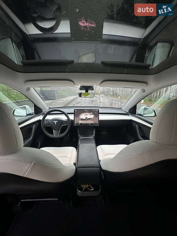 Внедорожник / Кроссовер Tesla Model Y 2023 в Василькове