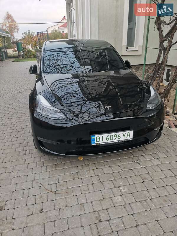 Позашляховик / Кросовер Tesla Model Y 2023 в Полтаві фото Позашляховик / Кросовер Tesla Model Y 2023 в Полтаві