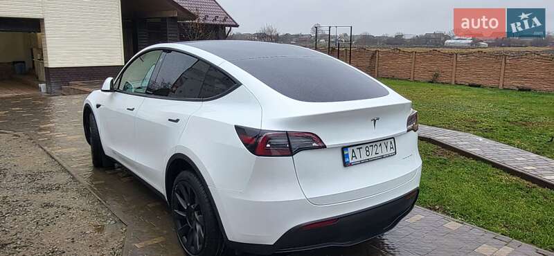 Позашляховик / Кросовер Tesla Model Y 2023 в Івано-Франківську фото 4 Позашляховик / Кросовер Tesla Model Y 2023 в Івано-Франківську