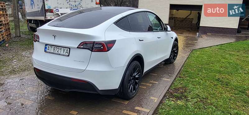 Позашляховик / Кросовер Tesla Model Y 2023 в Івано-Франківську фото 6 Позашляховик / Кросовер Tesla Model Y 2023 в Івано-Франківську
