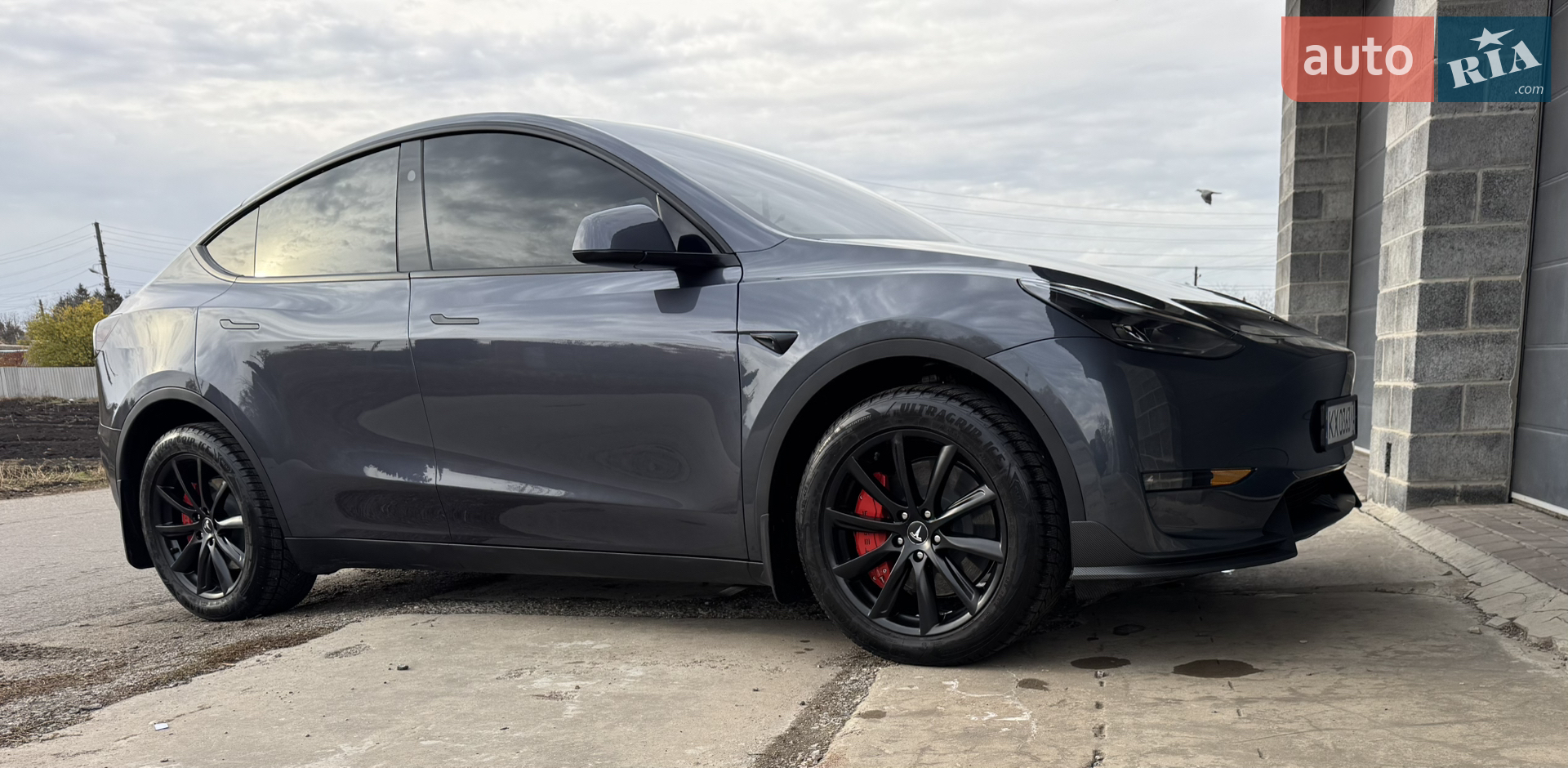 2023 Tesla Model Y - мініатюра 3