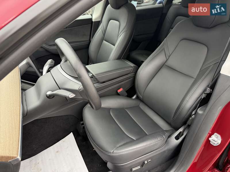 Внедорожник / Кроссовер Tesla Model Y 2024 в Киеве фото 34 Внедорожник / Кроссовер Tesla Model Y 2024 в Киеве