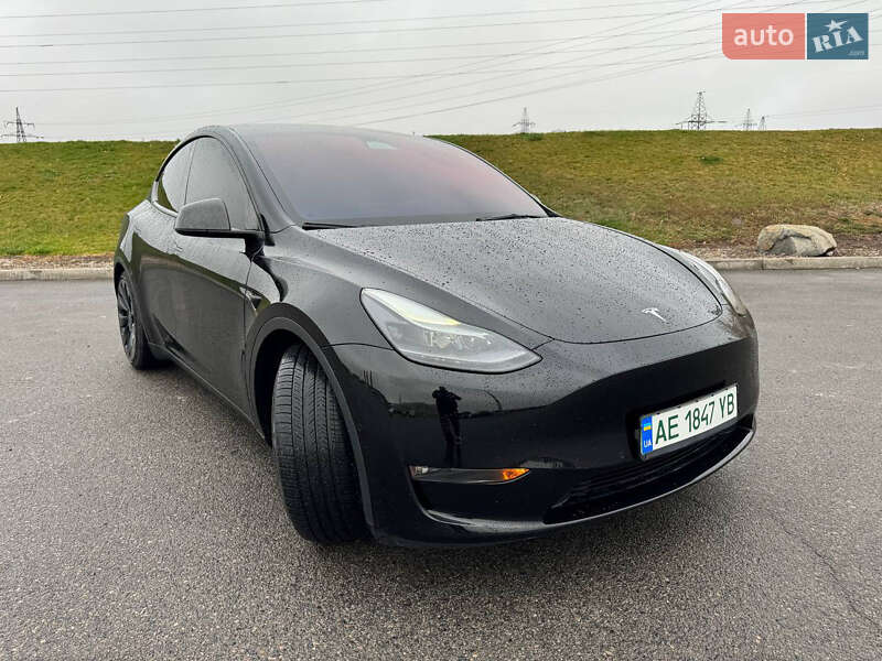 Tesla Model Y 2022