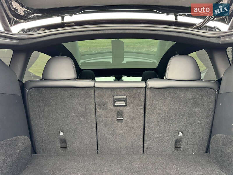 Позашляховик / Кросовер Tesla Model Y 2022 в Дніпрі
