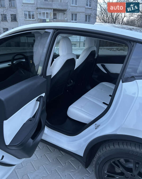 Внедорожник / Кроссовер Tesla Model Y 2022 в Фастове