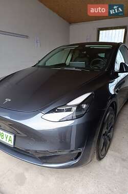 Позашляховик / Кросовер Tesla Model Y 2024 в Тернополі