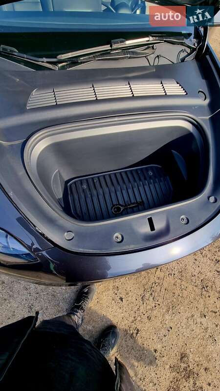 Внедорожник / Кроссовер Tesla Model Y 2024 в Гайвороне фото 8 Внедорожник / Кроссовер Tesla Model Y 2024 в Гайвороне