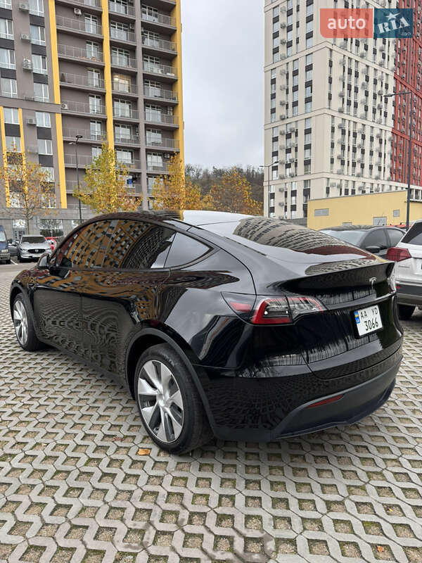 Внедорожник / Кроссовер Tesla Model Y 2022 в Киеве фото 4 Внедорожник / Кроссовер Tesla Model Y 2022 в Киеве