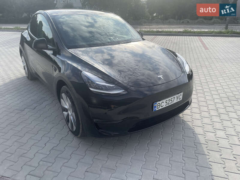 Позашляховик / Кросовер Tesla Model Y 2021 в Золочеві