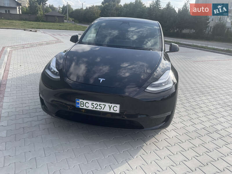 Позашляховик / Кросовер Tesla Model Y 2021 в Золочеві