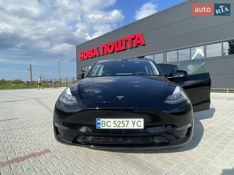 Позашляховик / Кросовер Tesla Model Y 2021 в Золочеві