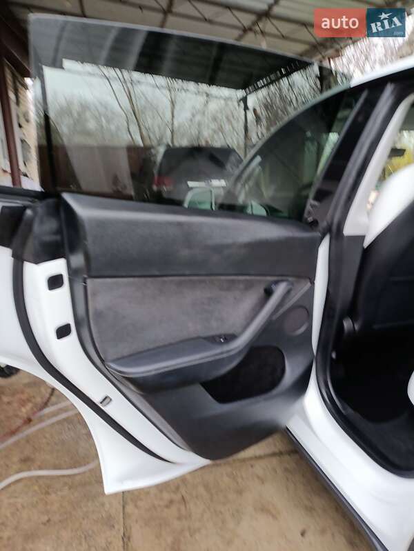 Внедорожник / Кроссовер Tesla Model Y 2022 в Мерефа фото 24 Внедорожник / Кроссовер Tesla Model Y 2022 в Мерефа