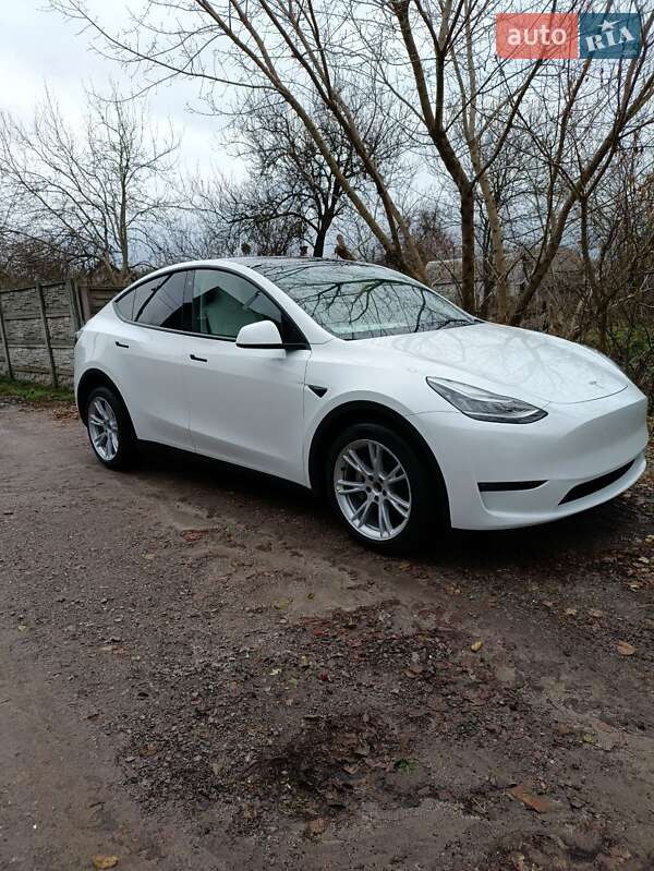 Внедорожник / Кроссовер Tesla Model Y 2022 в Мерефа фото 2 Внедорожник / Кроссовер Tesla Model Y 2022 в Мерефа