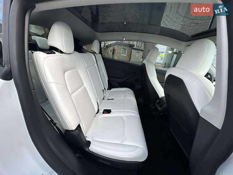 Внедорожник / Кроссовер Tesla Model Y 2023 в Днепре фото 27 Внедорожник / Кроссовер Tesla Model Y 2023 в Днепре