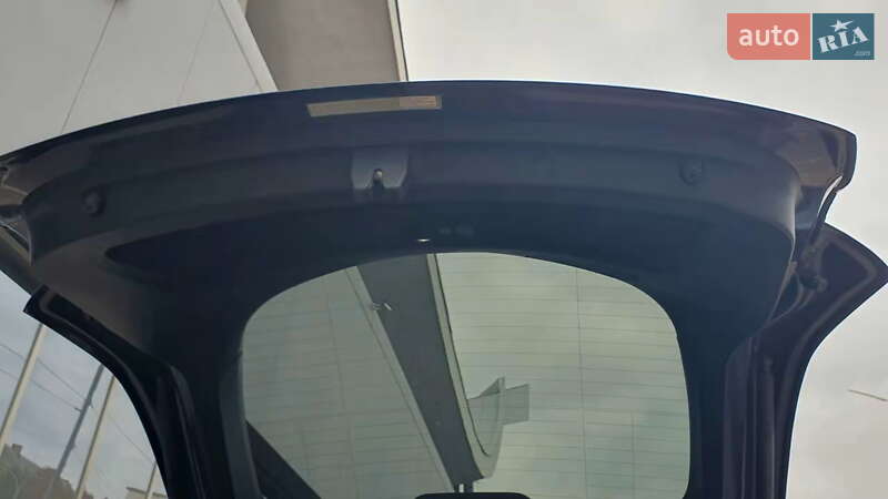 Внедорожник / Кроссовер Tesla Model Y 2021 в Киеве фото 21 Внедорожник / Кроссовер Tesla Model Y 2021 в Киеве