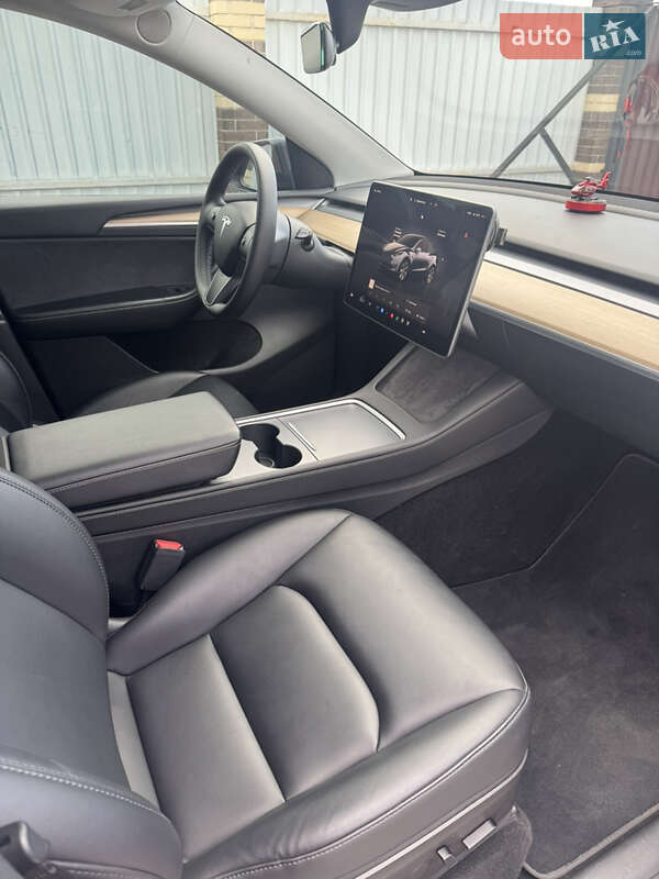 Внедорожник / Кроссовер Tesla Model Y 2022 в Броварах