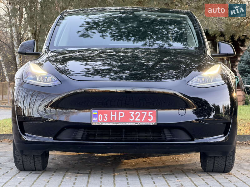 Внедорожник / Кроссовер Tesla Model Y 2024 в Дрогобыче