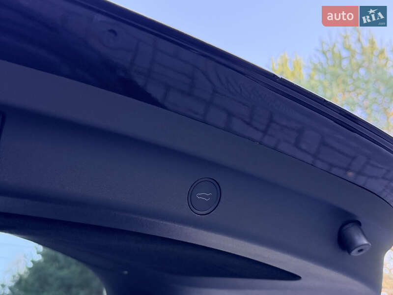 Внедорожник / Кроссовер Tesla Model Y 2024 в Дрогобыче