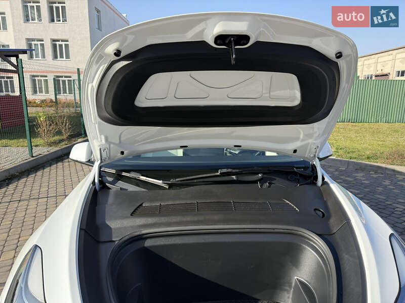 Позашляховик / Кросовер Tesla Model Y 2022 в Вінниці фото 13 Позашляховик / Кросовер Tesla Model Y 2022 в Вінниці
