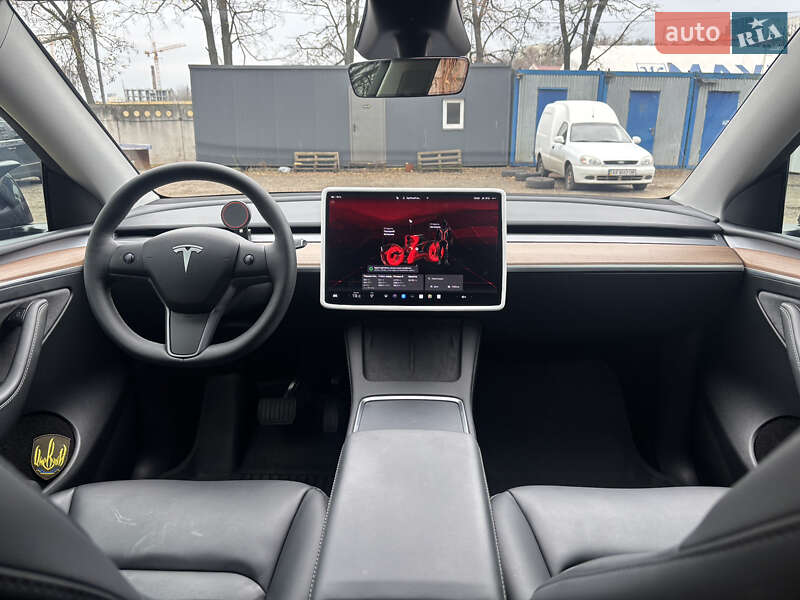 Внедорожник / Кроссовер Tesla Model Y 2024 в Киеве фото 23 Внедорожник / Кроссовер Tesla Model Y 2024 в Киеве
