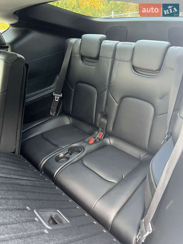 Внедорожник / Кроссовер Tesla Model Y 2023 в Тернополе